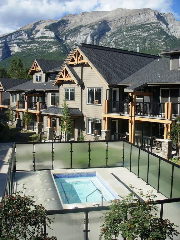 Rocky Mountain Getaway Apartment Canmore Exterior foto